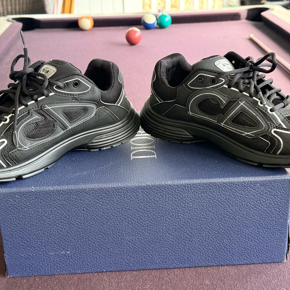 Dior B30 Men's Black Sneakers - Picture 3 of 11